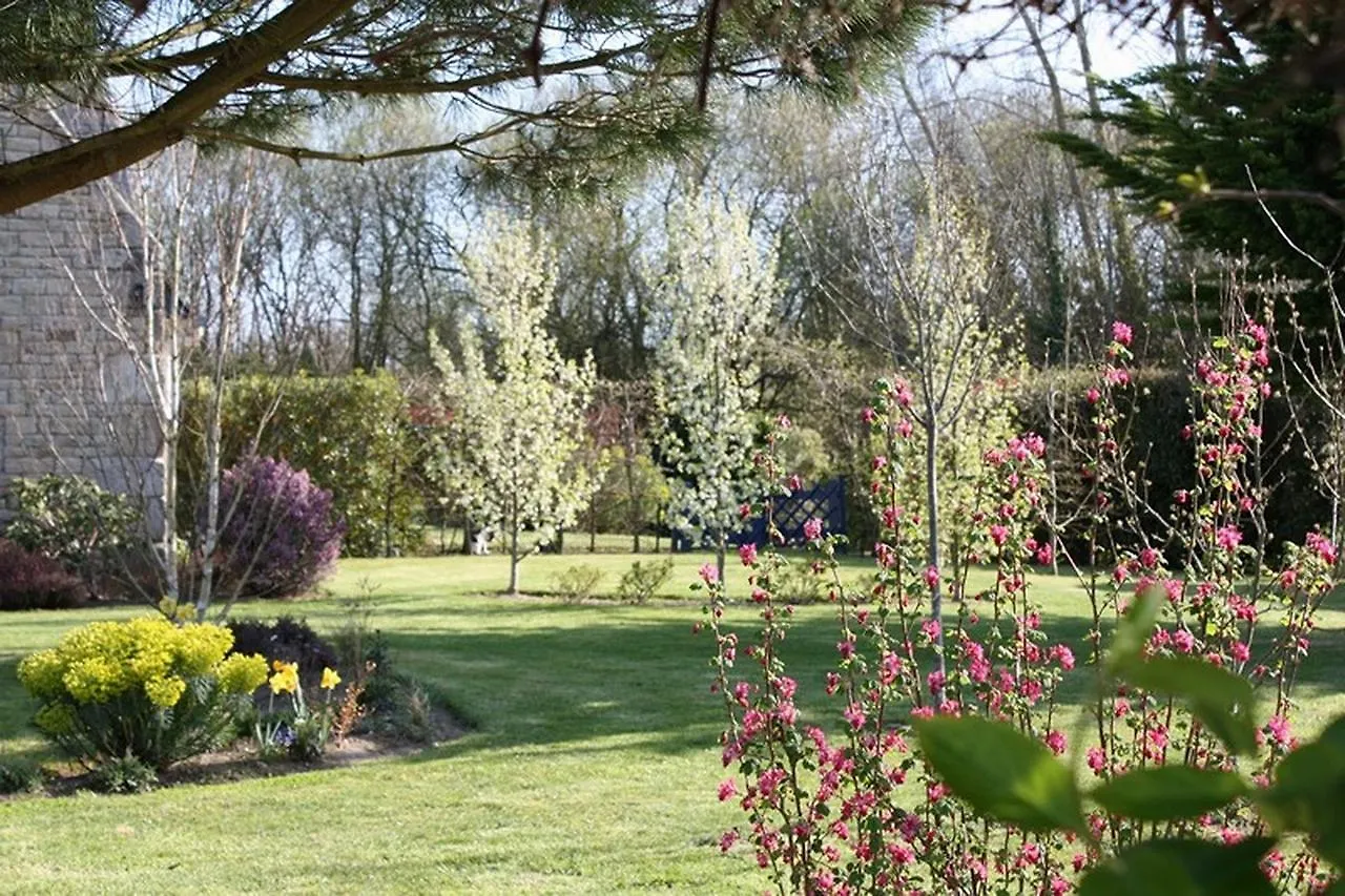 Un Vent De Fleurs Hotel Loctudy